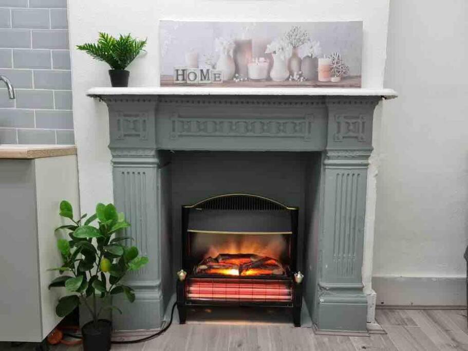 Appartamento Nice Flat Near Central Londra Esterno foto